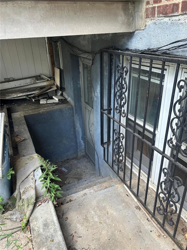 Single Family Arnow  Bronx, NY 10469, MLS-H6325649-6