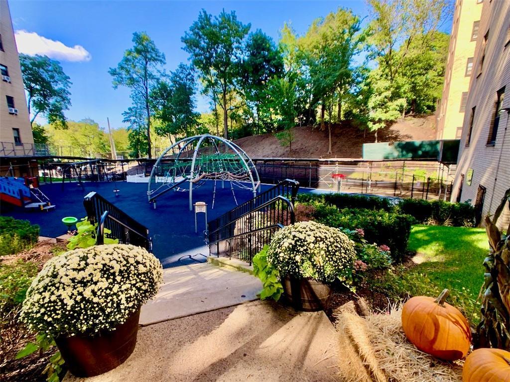Coop Fordham Hill  Bronx, NY 10468, MLS-H6325653-13