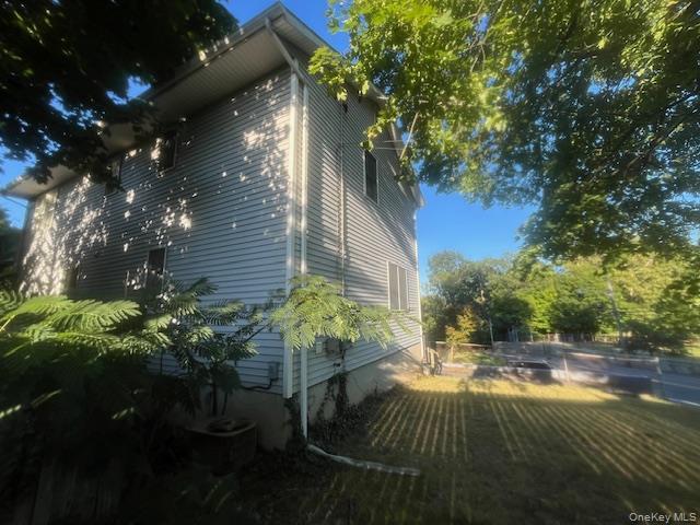 Single Family Church Rockland County, NY 10954, MLS-H6325794-11