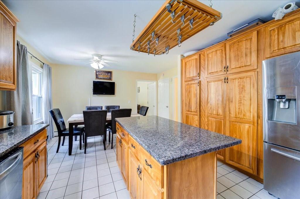Single Family Hillview  Dutchess County, NY 12603, MLS-H6326006-10