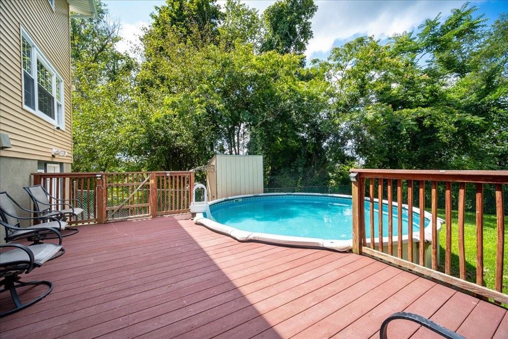 Single Family Hillview  Dutchess County, NY 12603, MLS-H6326006-32
