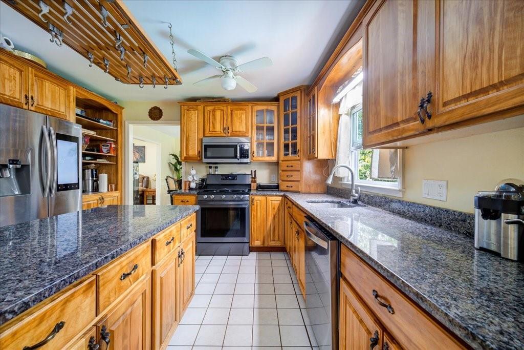 Single Family Hillview  Dutchess County, NY 12603, MLS-H6326006-6