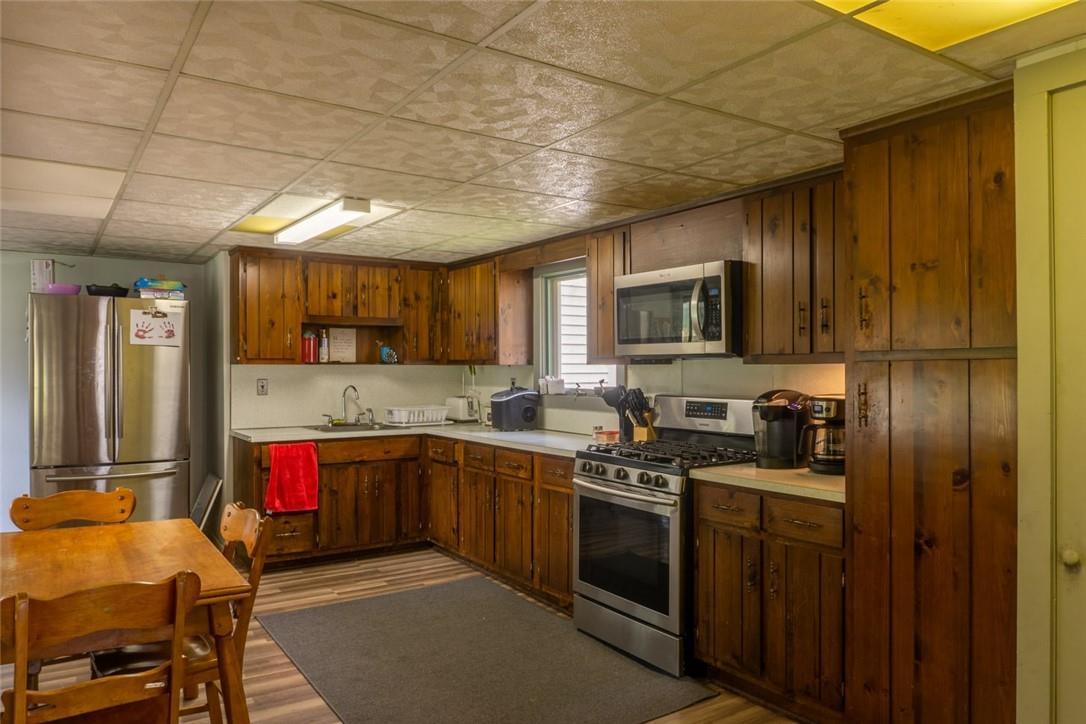 Single Family Main  Dutchess County, NY 12567, MLS-H6326089-15