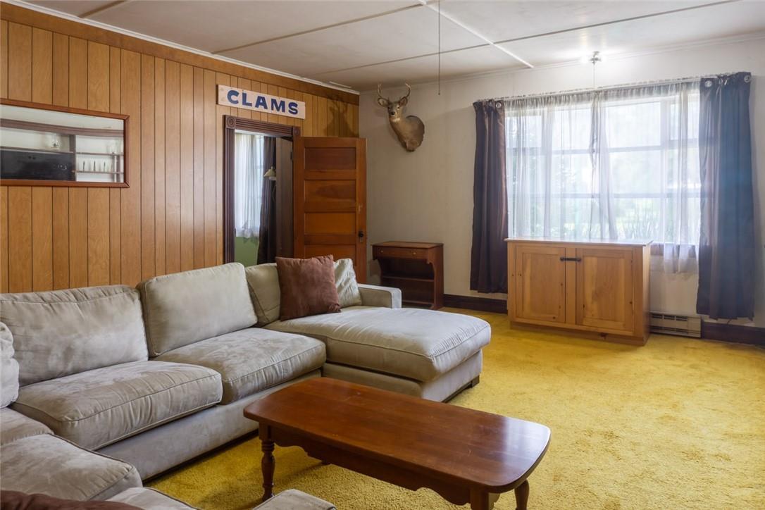 Single Family Main  Dutchess County, NY 12567, MLS-H6326089-7