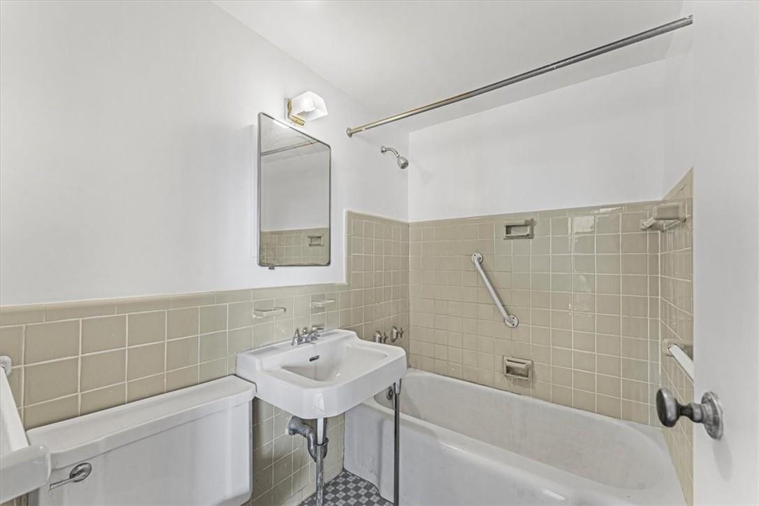 Coop Fordham Hill  Bronx, NY 10468, MLS-H6326472-8