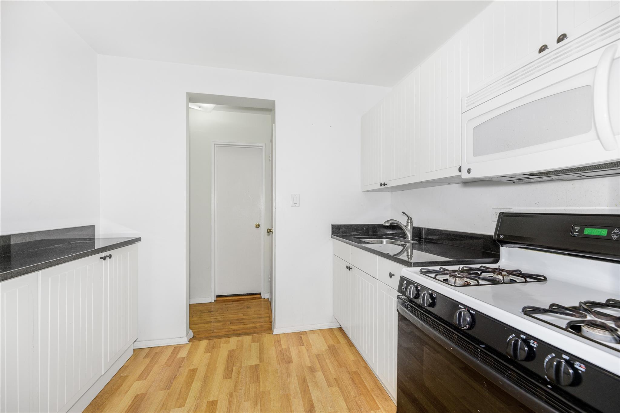 Coop Oxford  Bronx, NY 10463, MLS-H6326947-10