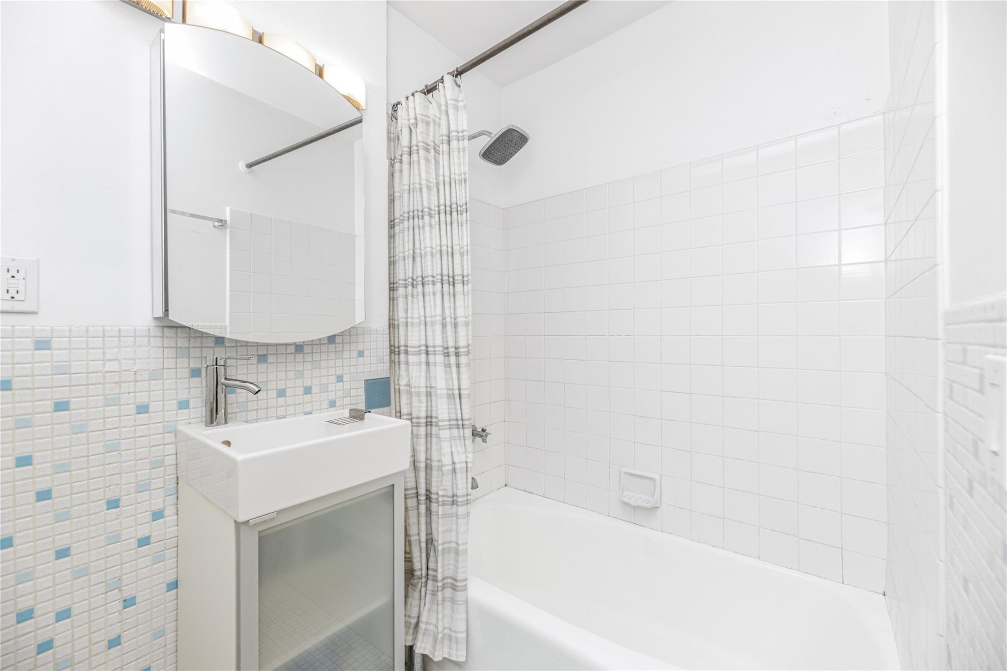 Coop Oxford  Bronx, NY 10463, MLS-H6326947-11