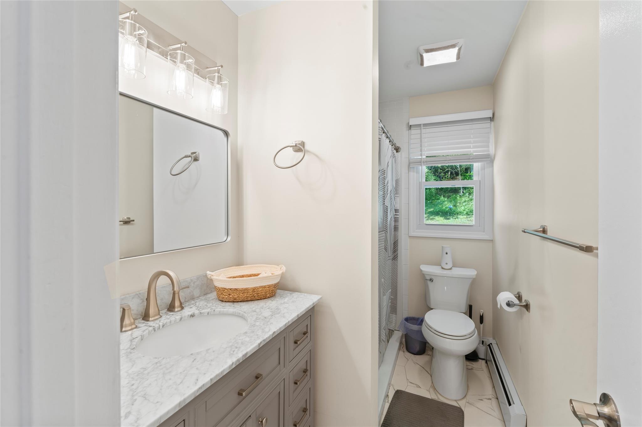 Single Family Riverside  Out Of Area, NY 06482, MLS-H6327054-10