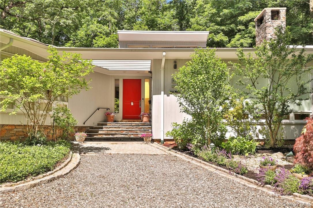 Single Family Deerfield Westchester County, NY 10543, MLS-H6327352-5