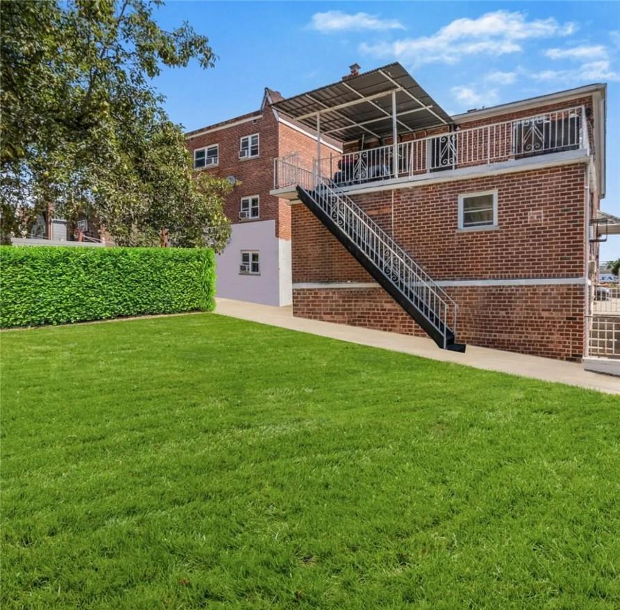 Single Family E 233rd Street  Bronx, NY 10466, MLS-H6327366-5