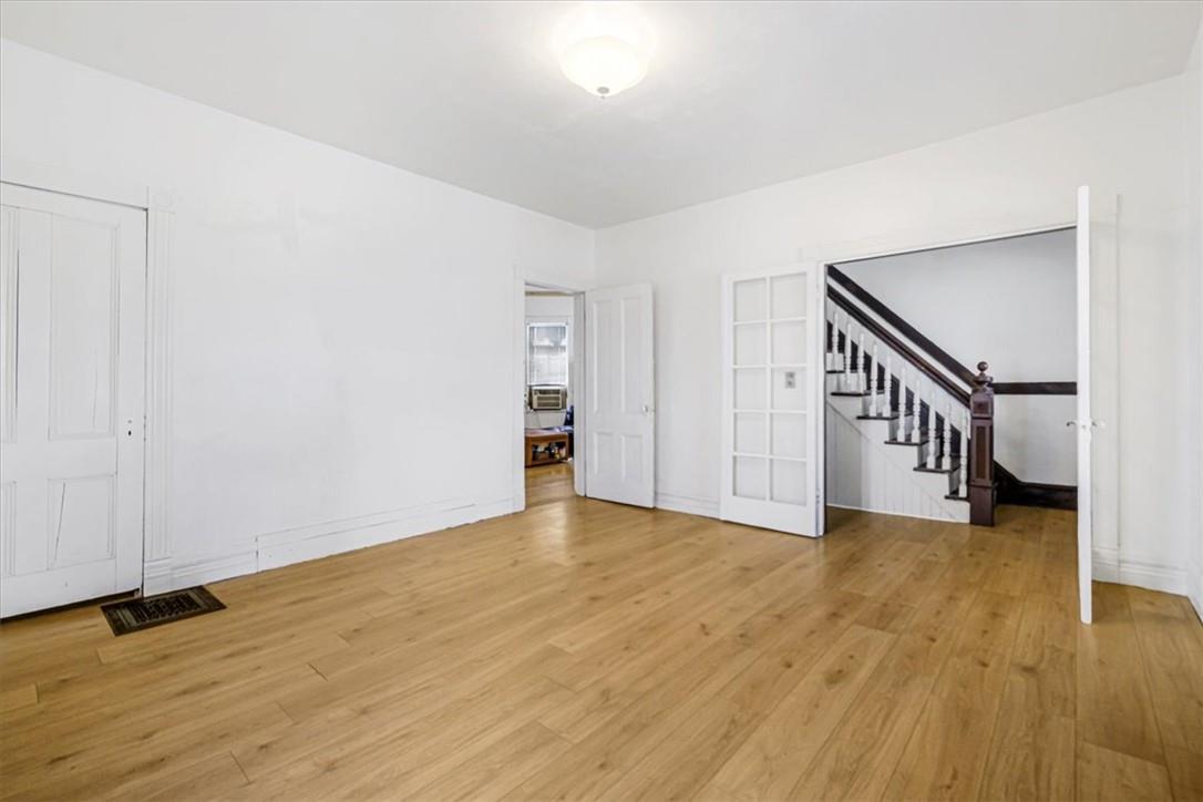 Single Family Ulster  Orange County, NY 12586, MLS-H6327740-8