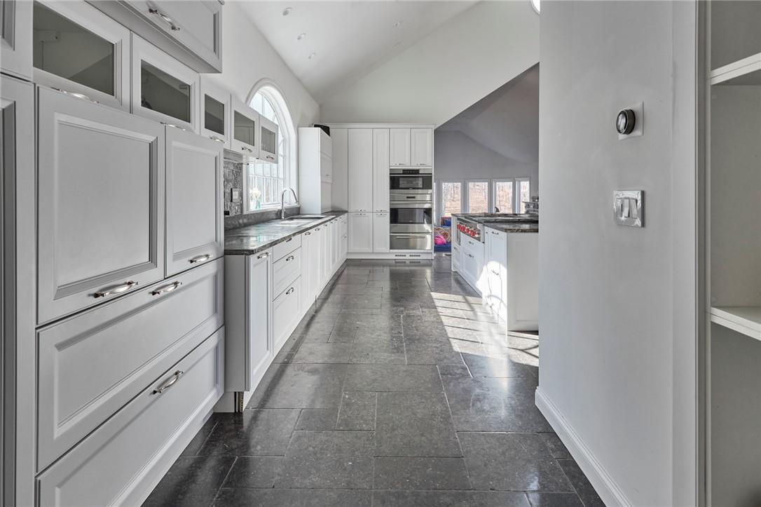 Single Family Woodstock  Dutchess County, NY 12545, MLS-H6327965-10