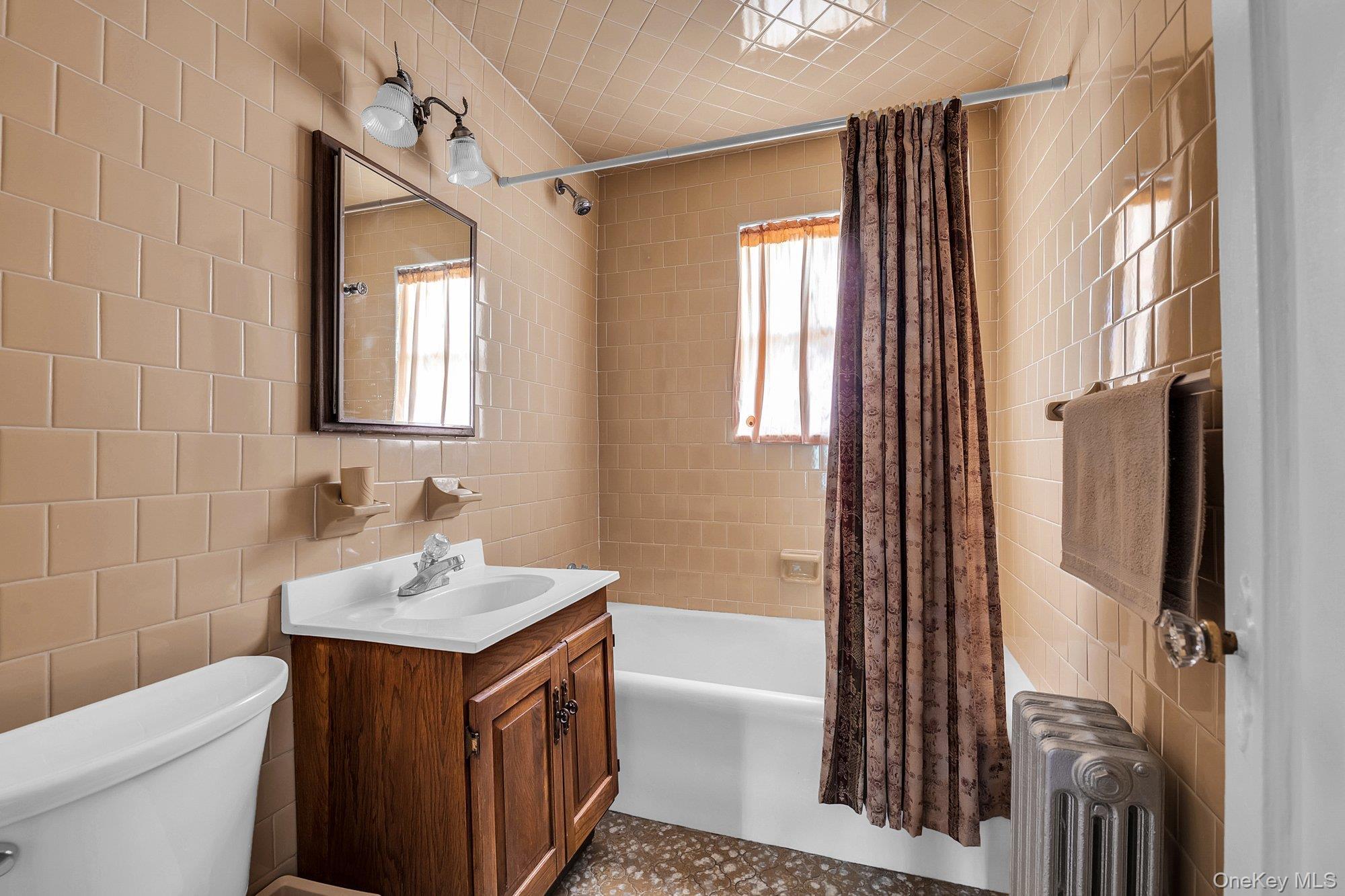 Single Family Narragansett Avenue  Bronx, NY 10461, MLS-H6328017-10