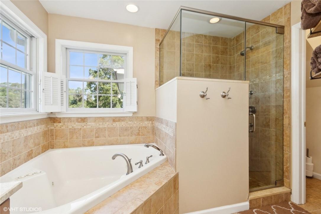 Single Family Belleford  Dutchess County, NY 12508, MLS-H6328309-21