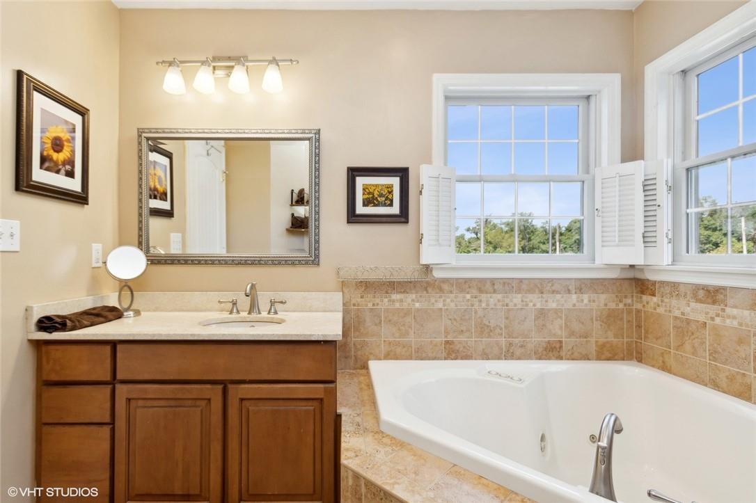 Single Family Belleford  Dutchess County, NY 12508, MLS-H6328309-22