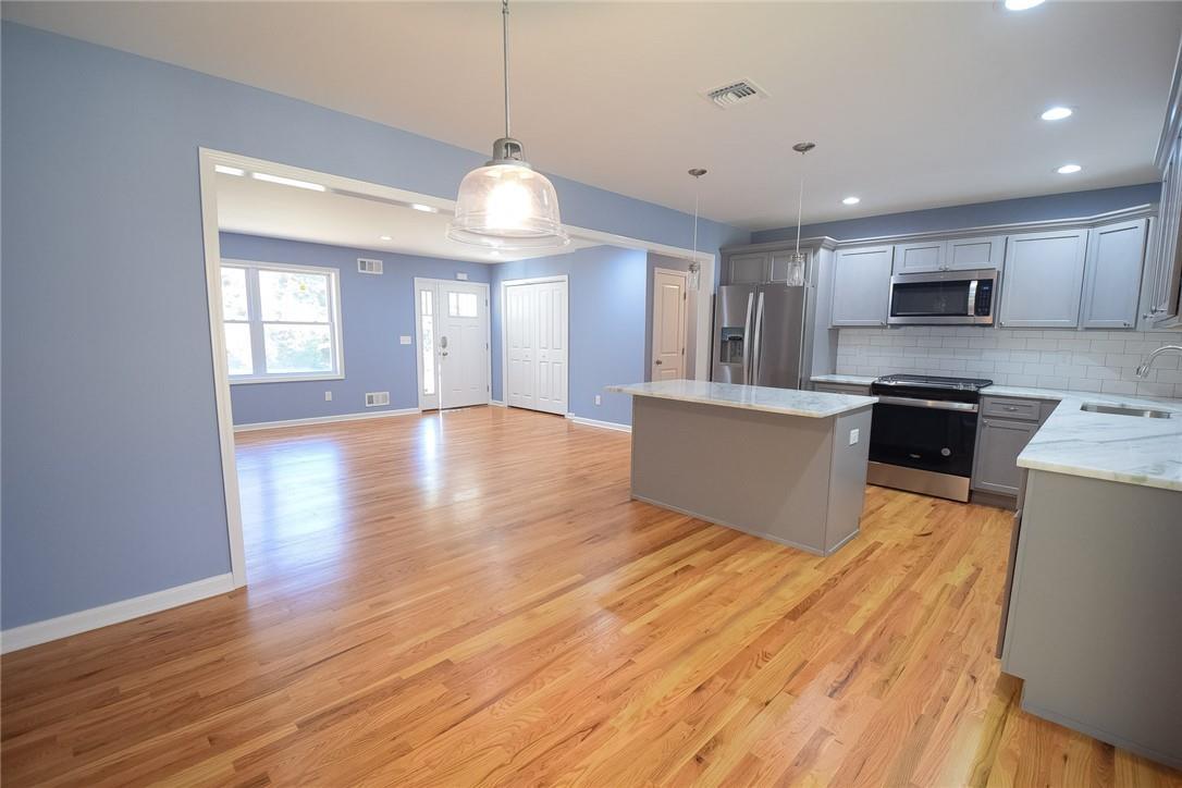 Single Family Old Forestburgh  Orange County, NY 12780, MLS-H6328595-5
