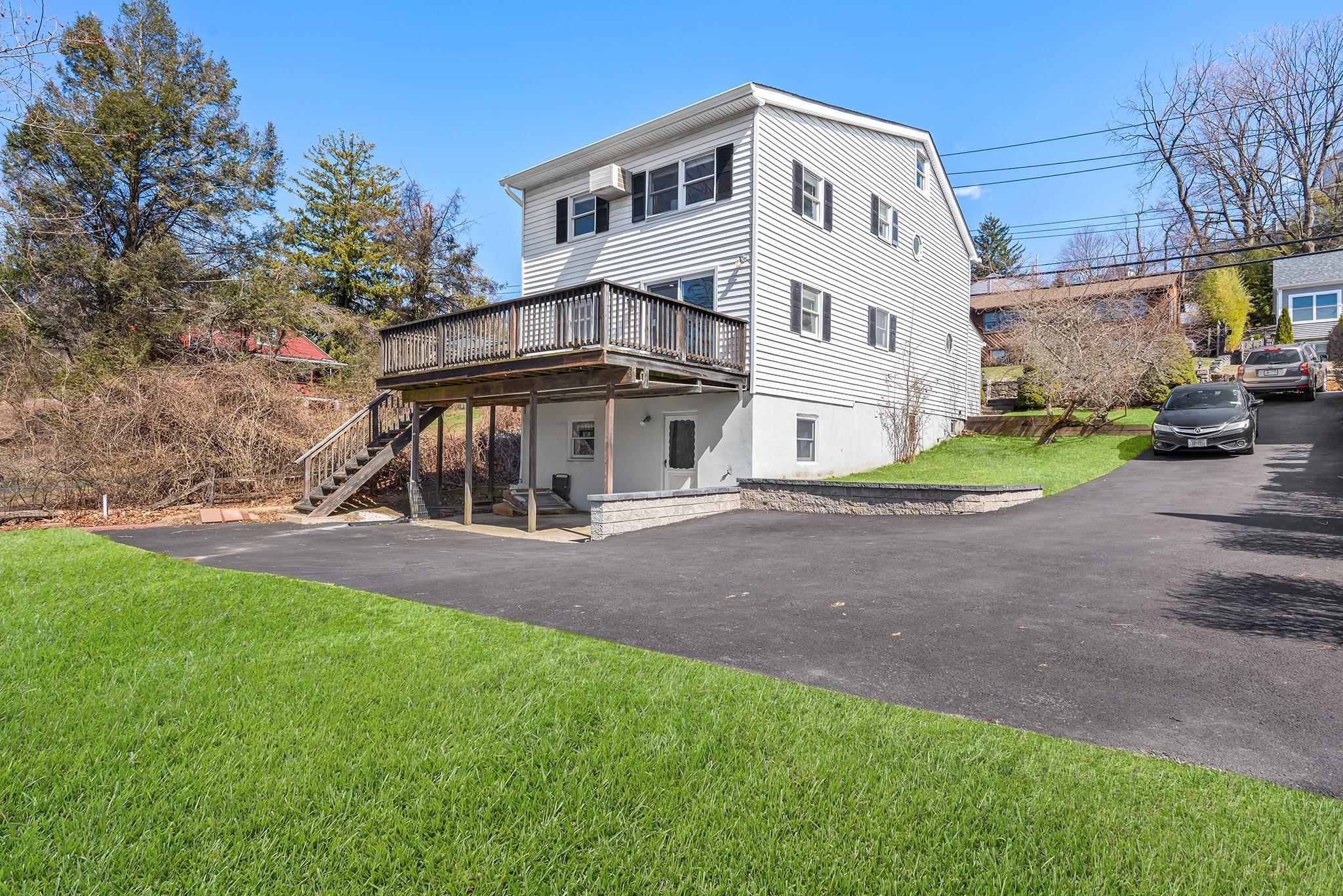 Single Family Old Albany Post  Westchester County, NY 10562, MLS-H6328929-18