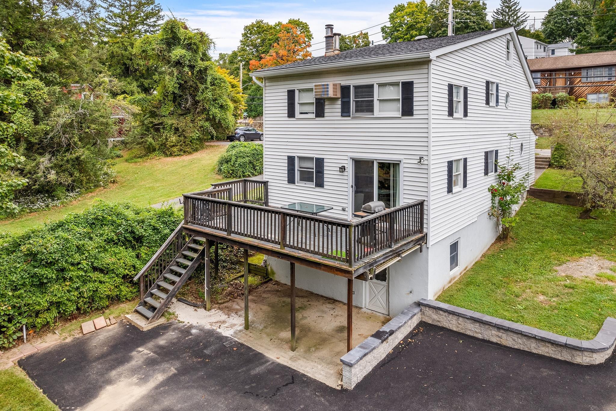 Single Family Old Albany Post  Westchester County, NY 10562, MLS-H6328929-19