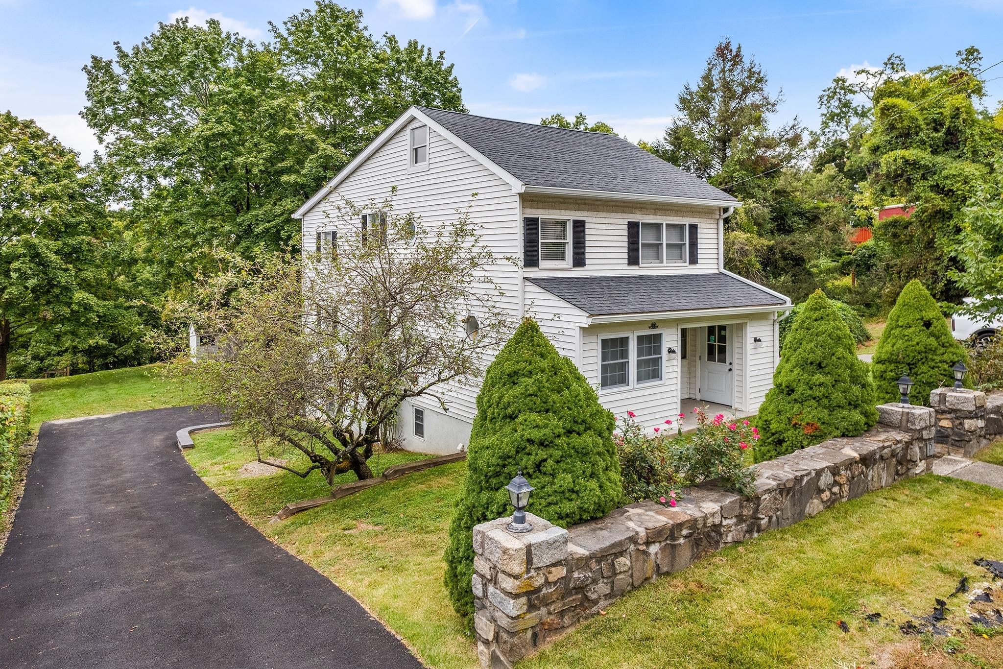 Single Family Old Albany Post  Westchester County, NY 10562, MLS-H6328929-22