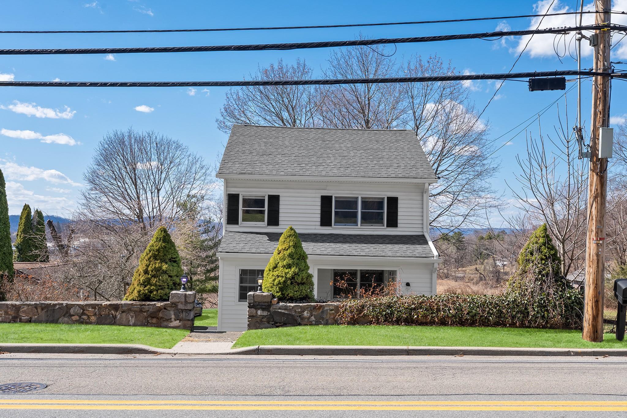 Single Family Old Albany Post  Westchester County, NY 10562, MLS-H6328929-7