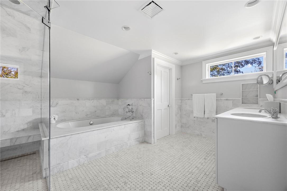 Single Family Pumpkin  Dutchess County, NY 12514, MLS-H6328965-19