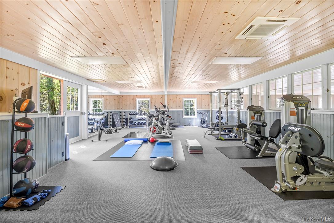 Single Family Pumpkin Dutchess County, NY 12514, MLS-H6328965-43