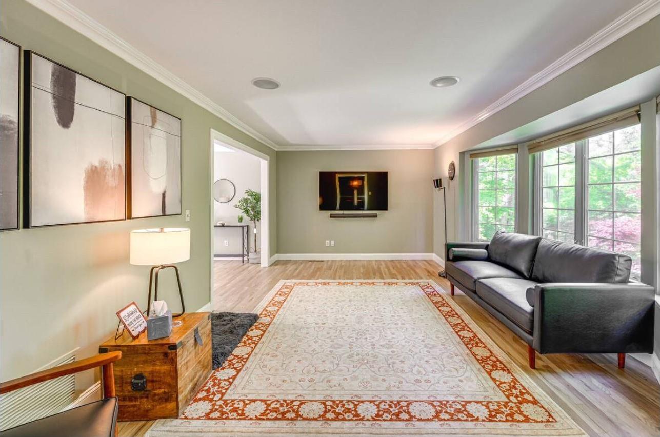 Single Family Somerstown  Westchester County, NY 10562, MLS-H6329083-19