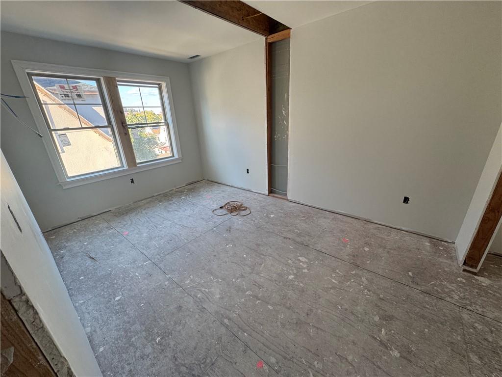 Single Family W 2nd Street  Westchester County, NY 10550, MLS-H6329381-4