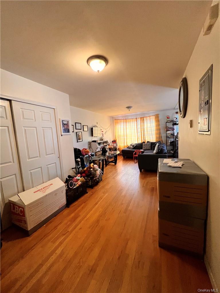 Commercial Sale City Island  Bronx, NY 10464, MLS-H6329430-19