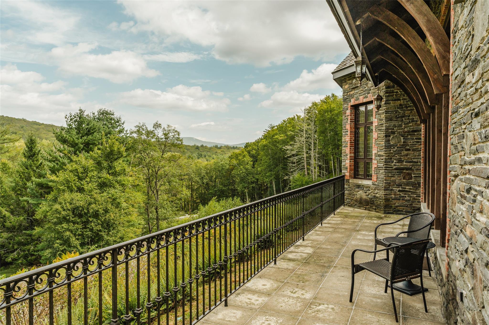 Single Family Painter Hill  Ulster County, NY 12483, MLS-H6329550-11