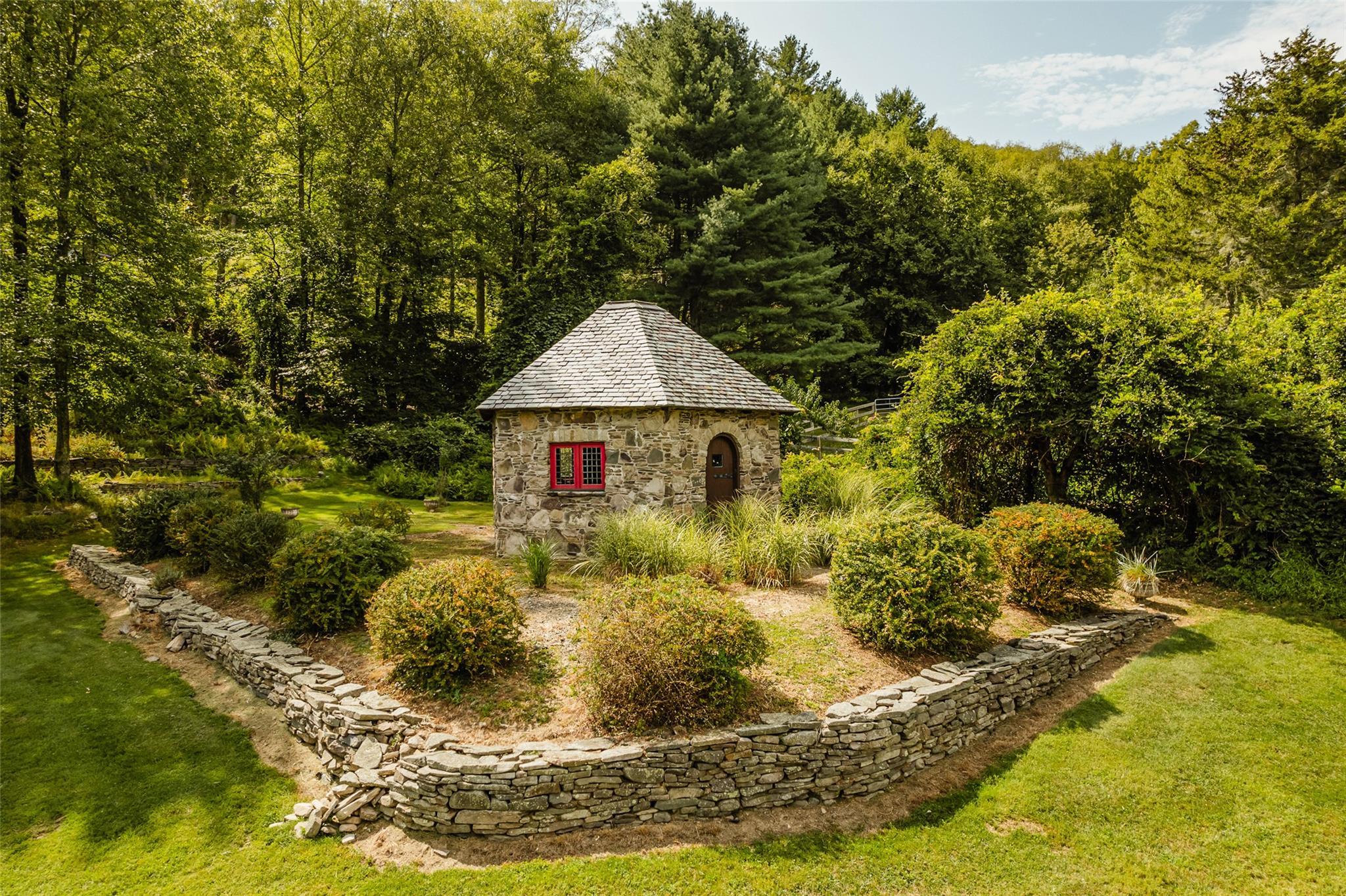 Single Family Painter Hill  Ulster County, NY 12483, MLS-H6329550-14