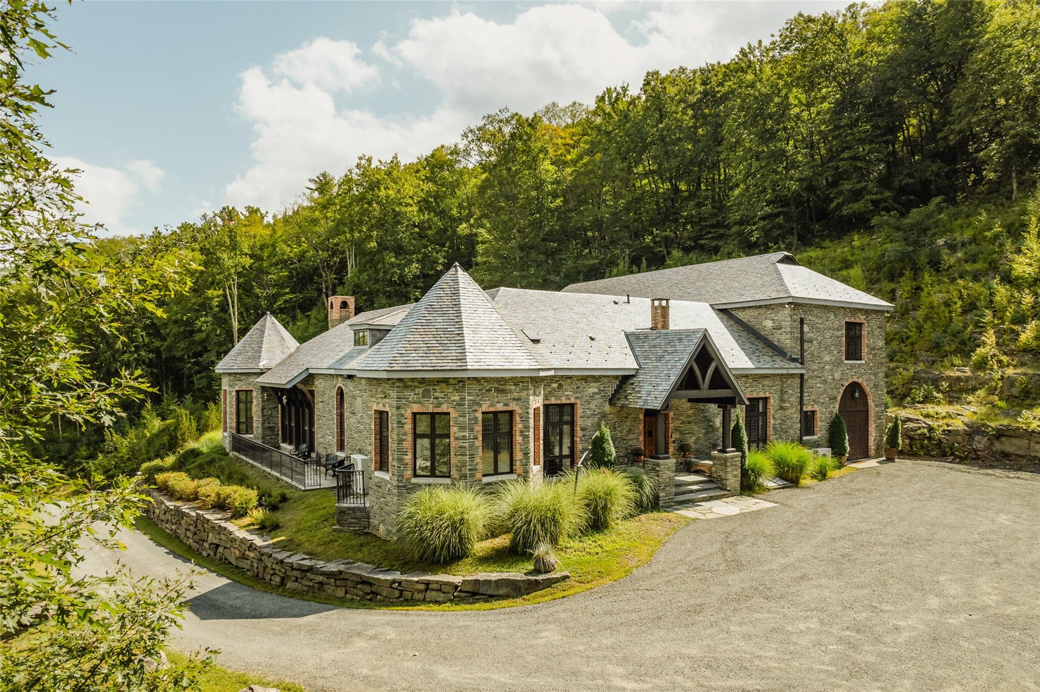 Single Family Painter Hill  Ulster County, NY 12483, MLS-H6329550-4