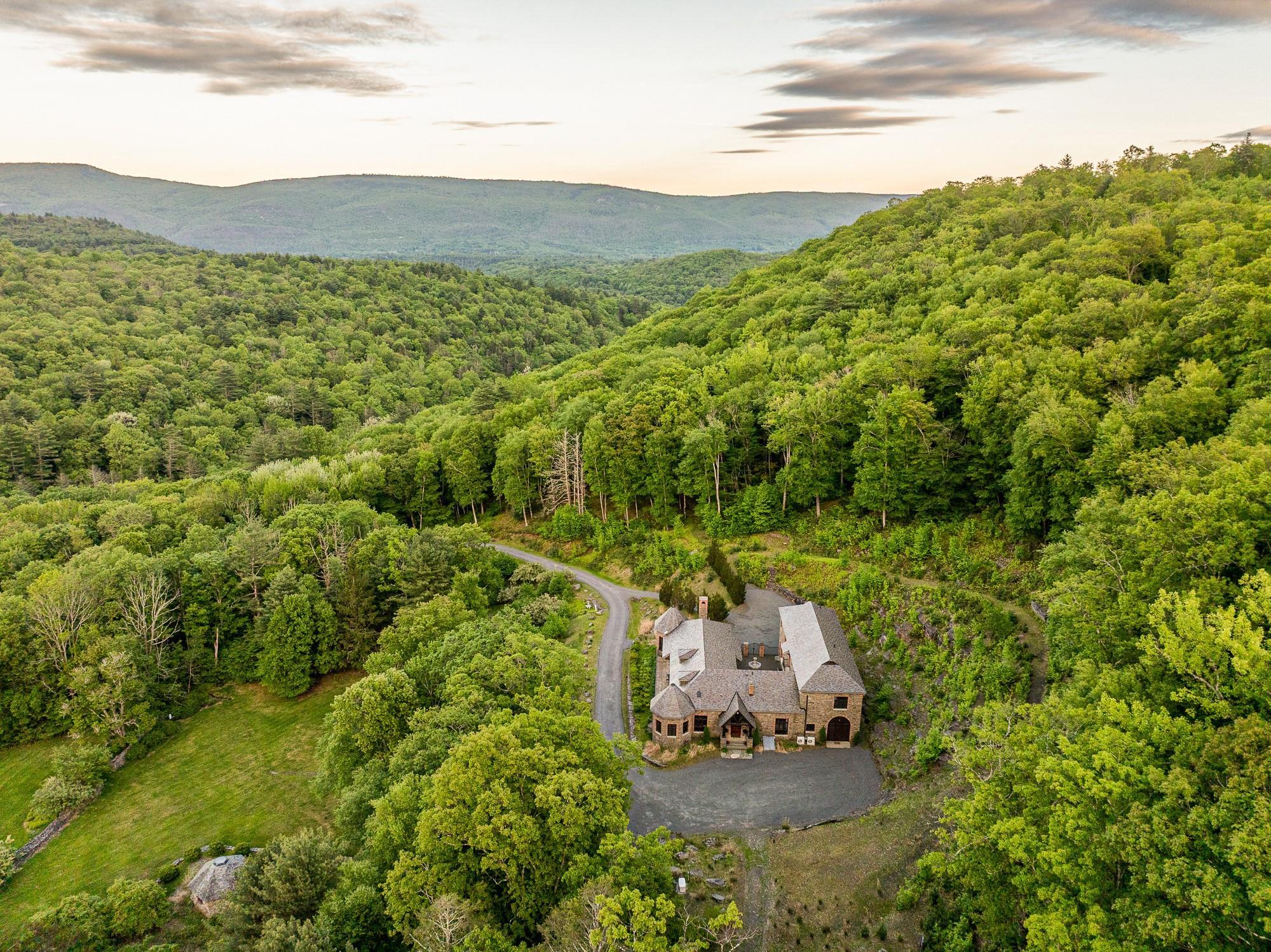 Single Family Painter Hill  Ulster County, NY 12483, MLS-H6329550-9