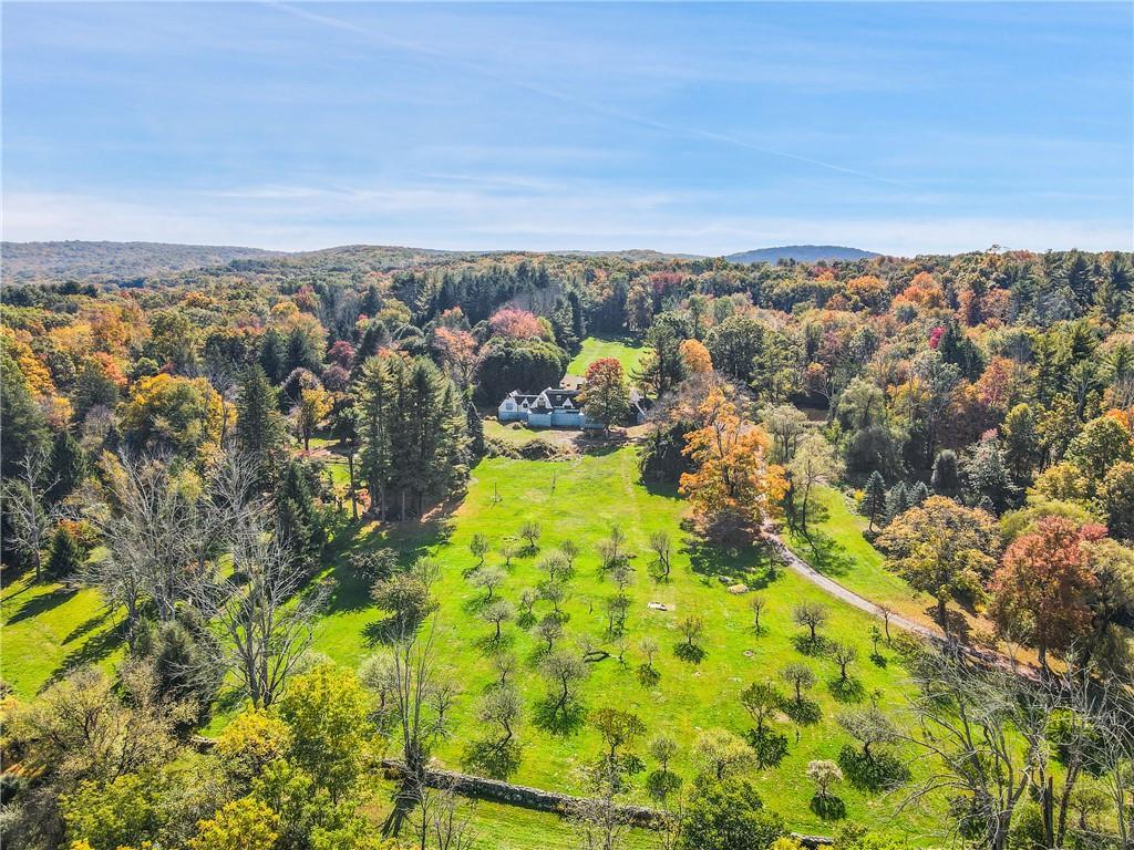 Single Family Boutonville  Westchester County, NY 10576, MLS-H6330290-9