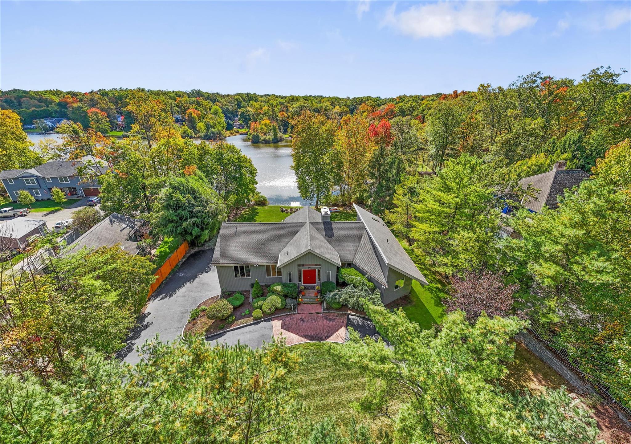 Single Family Mountain  Rockland County, NY 10956, MLS-H6330432-7