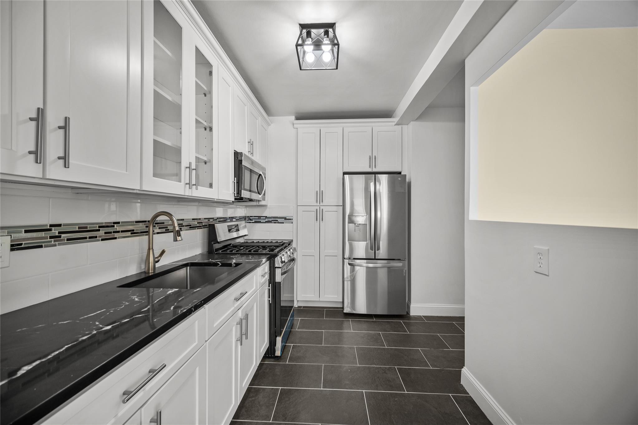 Coop Fordham Hill  Bronx, NY 10468, MLS-H6330597-10