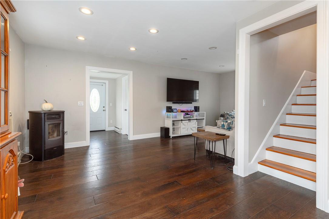 Single Family Midway  Dutchess County, NY 12501, MLS-H6330921-4