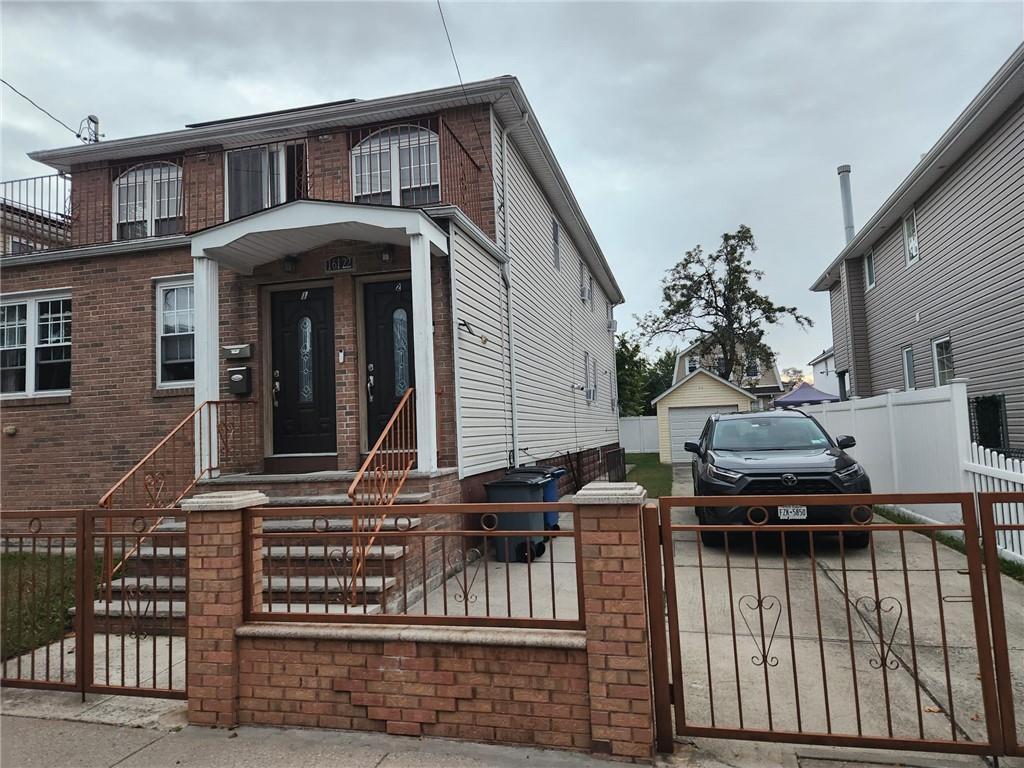 Single Family 119th  Queens, NY 11434, MLS-H6331351-3