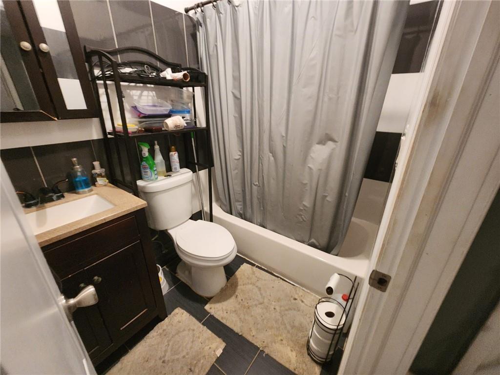 Single Family 119th  Queens, NY 11434, MLS-H6331351-8