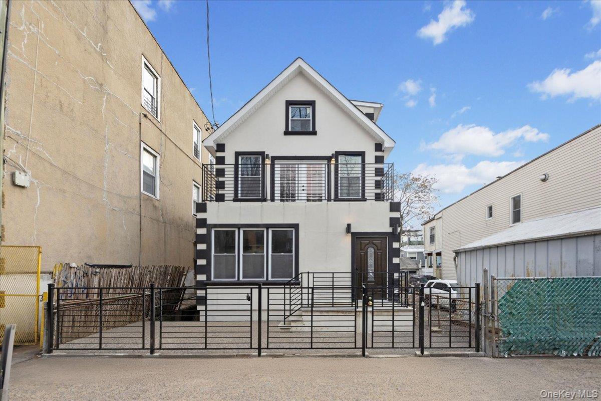 Single Family Van Nest Bronx, NY 10460, MLS-H6331391-2