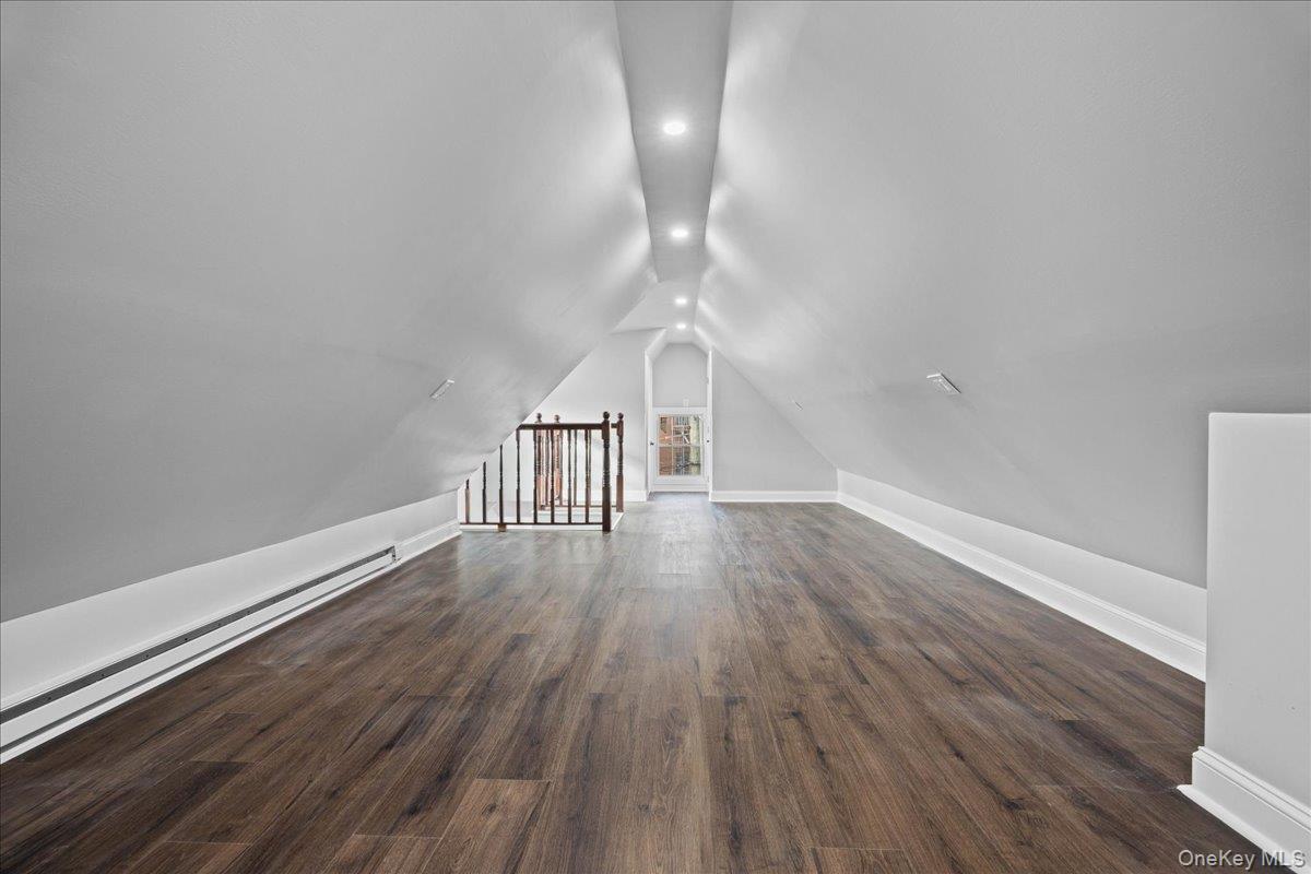 Single Family Van Nest Bronx, NY 10460, MLS-H6331391-30