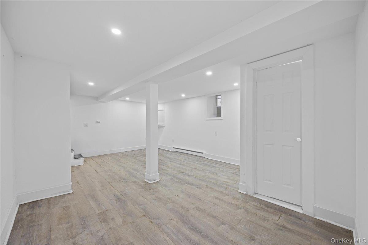 Single Family Van Nest Bronx, NY 10460, MLS-H6331391-32