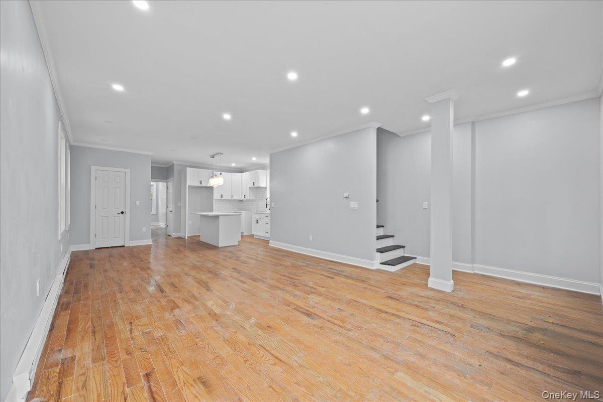 Single Family Van Nest Bronx, NY 10460, MLS-H6331391-8