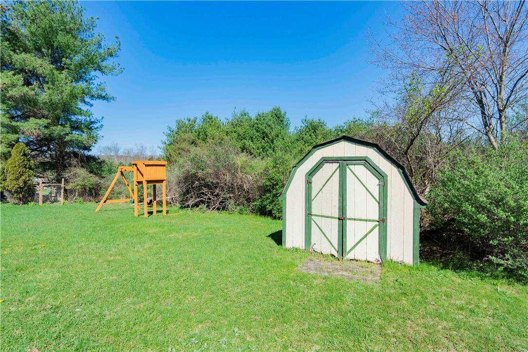 Single Family Bower  Dutchess County, NY 12603, MLS-H6331629-27