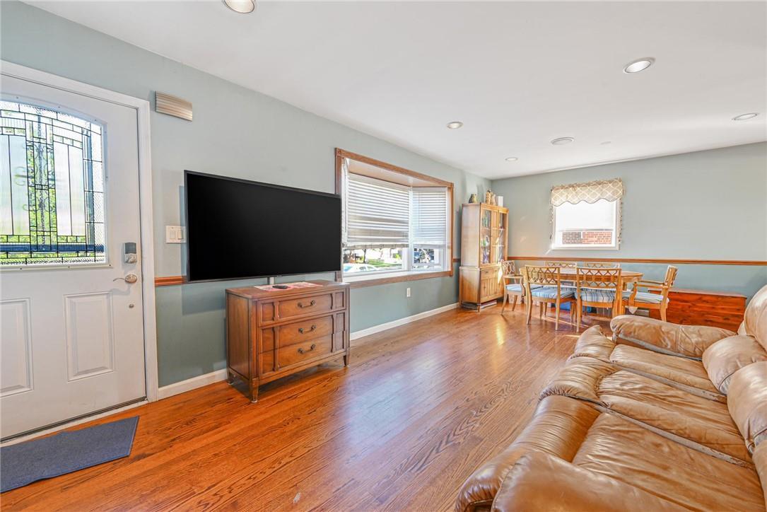 Single Family Glennon  Bronx, NY 10465, MLS-H6331864-16