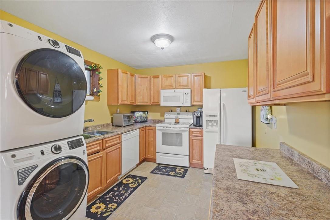 Single Family South  Ulster County, NY 12528, MLS-H6332336-12