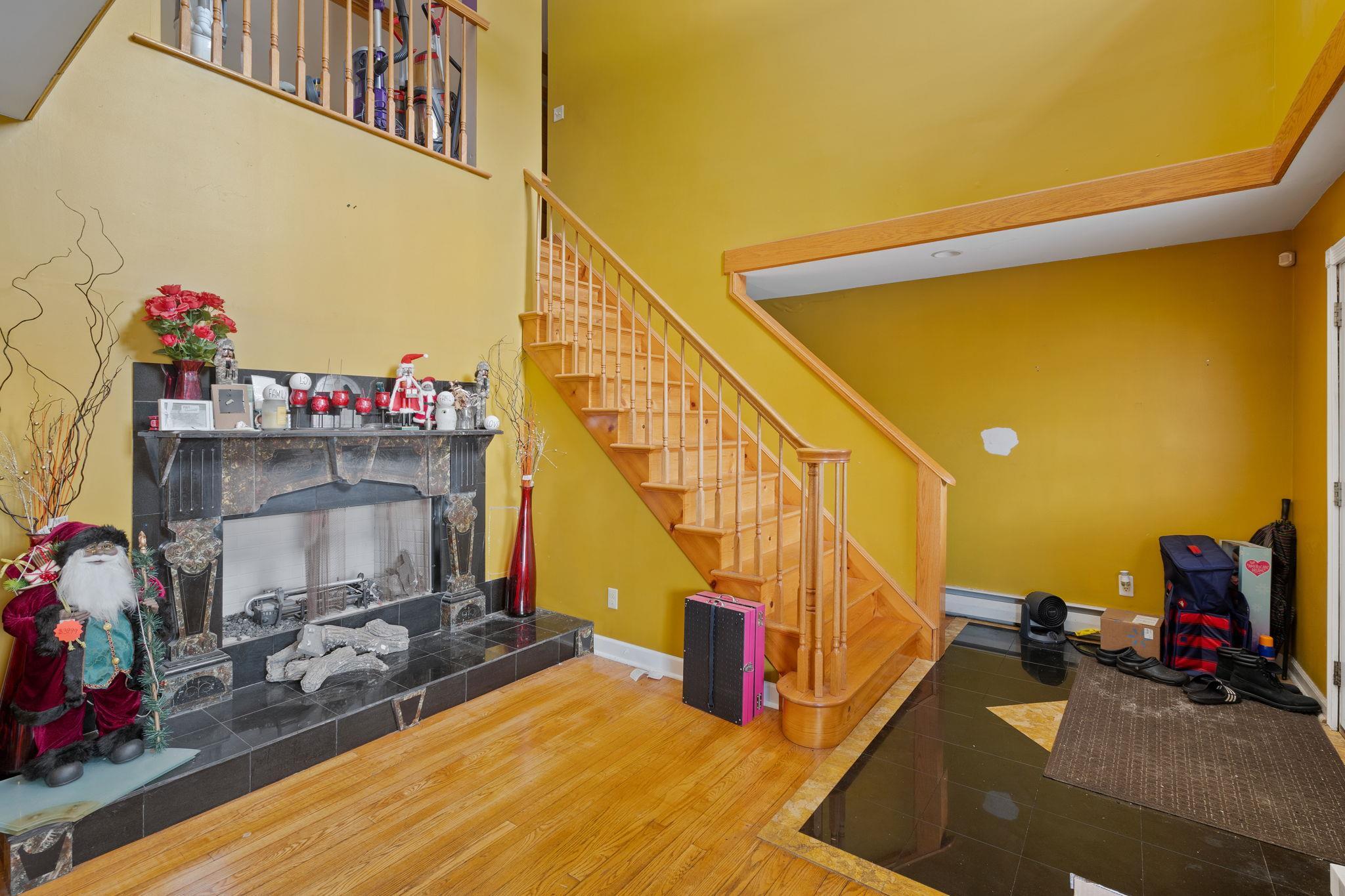 Single Family Tammany  Ulster County, NY 12401, MLS-H6332377-4