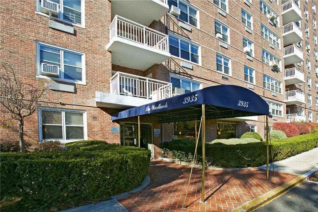 Coop Blackstone  Bronx, NY 10471, MLS-H6332730-17