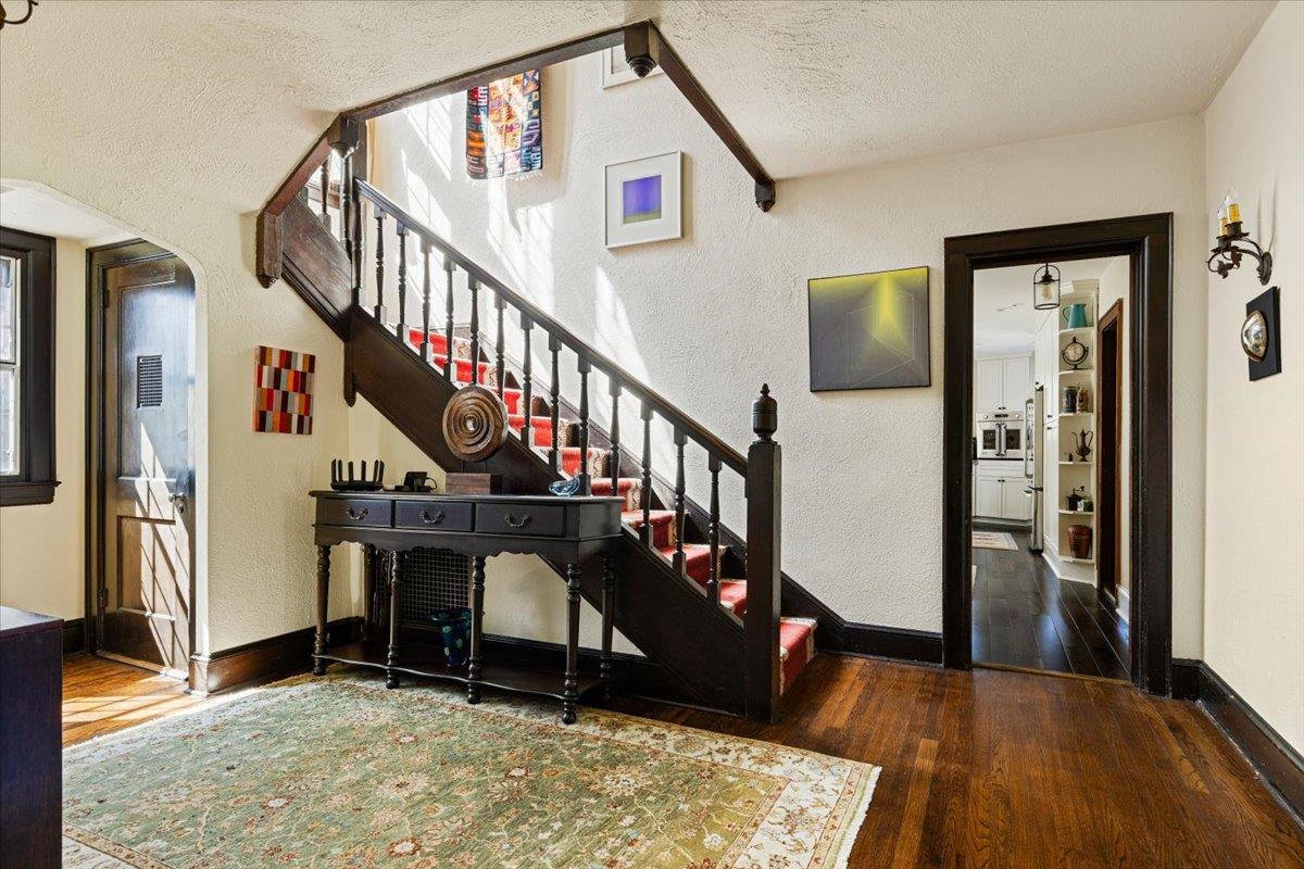 Single Family Club Way  Westchester County, NY 10530, MLS-H6332760-10