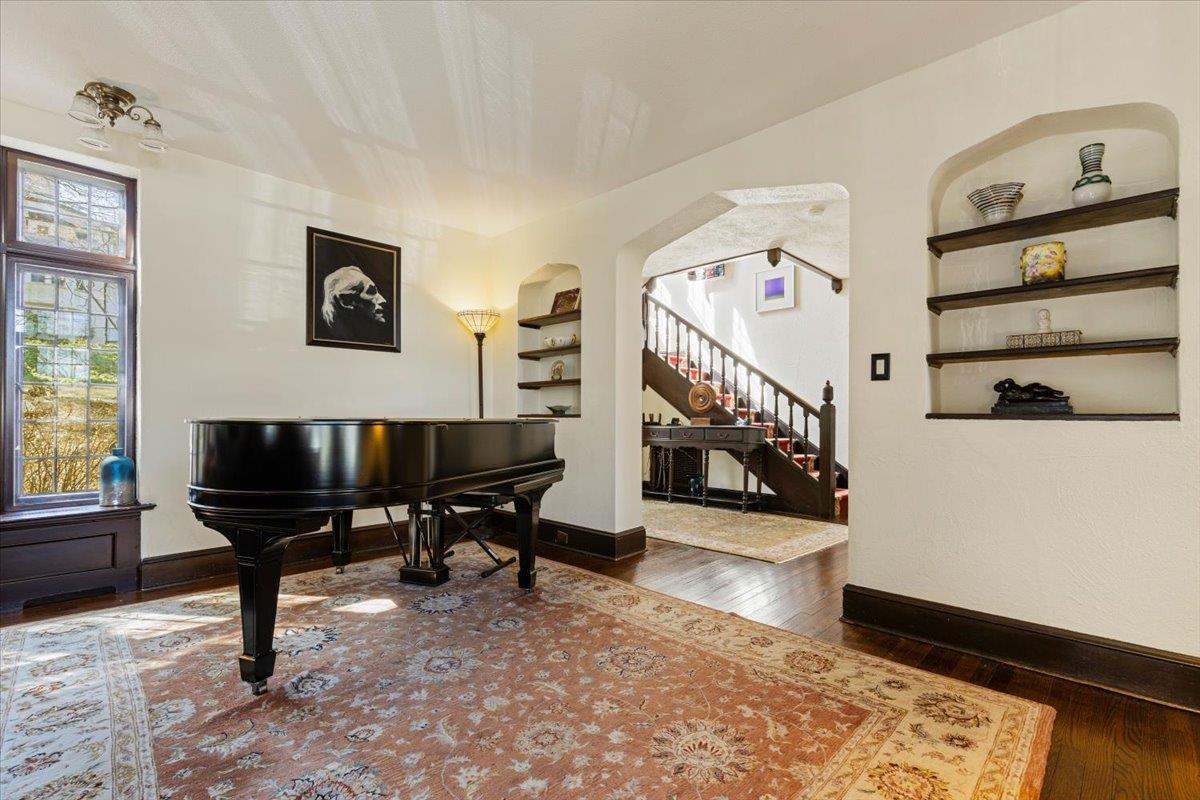 Single Family Club Way  Westchester County, NY 10530, MLS-H6332760-9